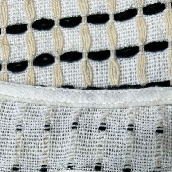 Lou & Grey White Sleeveless Cropped Tank Top Blouse with Fringe Detail Medium - Picture 9 of 10